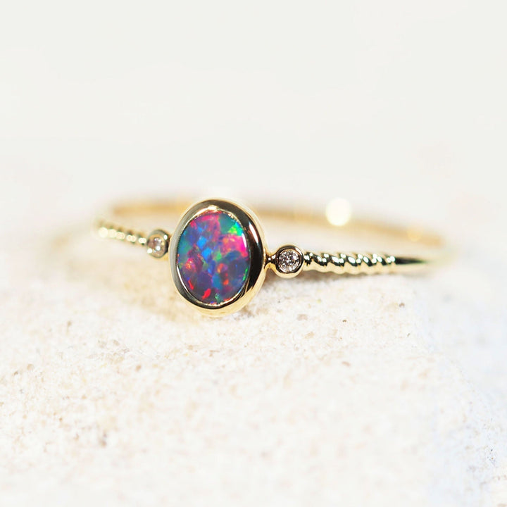 Lyra – 14 Carat Gold Multicolor Black Opal Ring (With Diamonds)